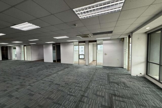 Highly Accessible Office Space in EDSA Quezon City for Lease with 24/7 Capacity
